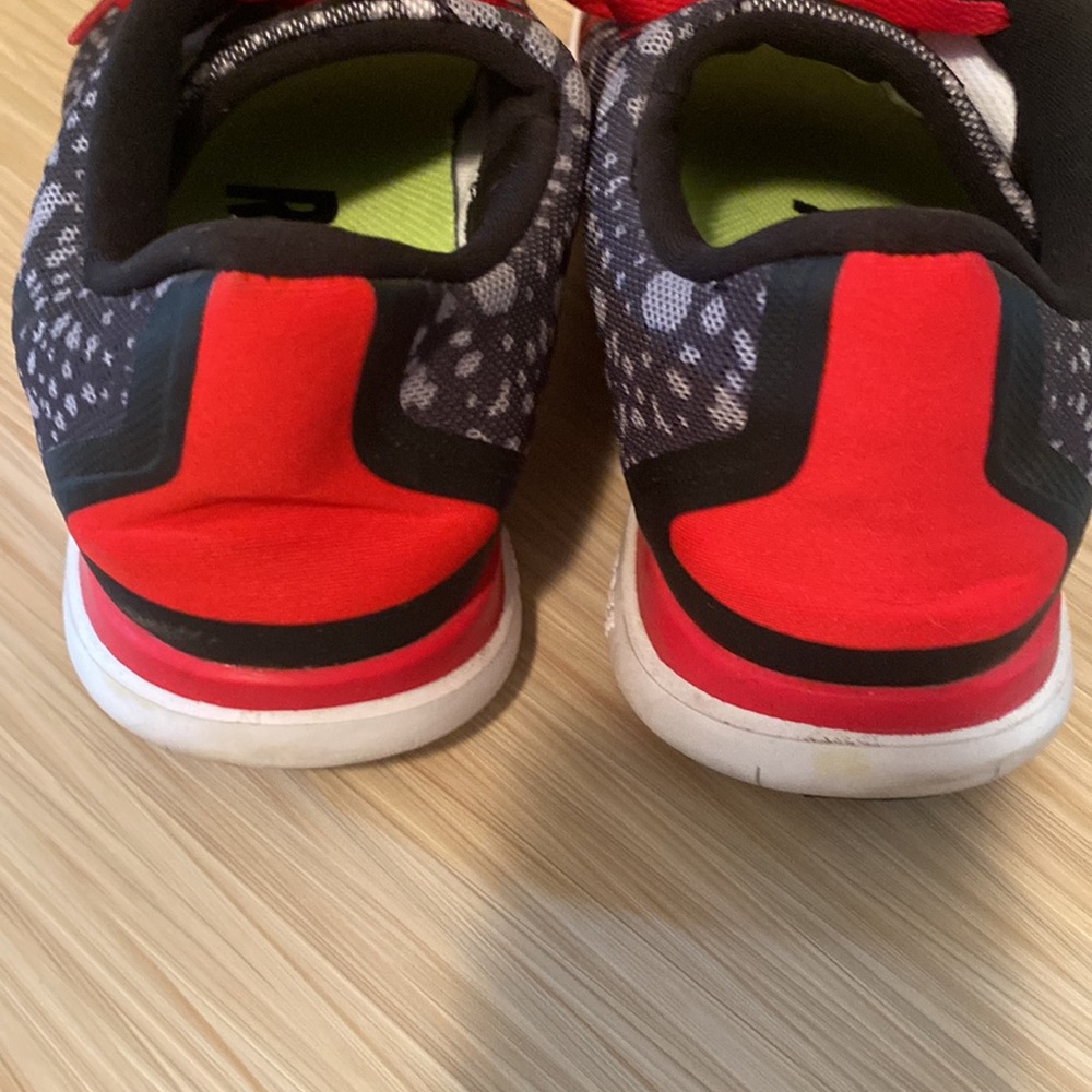 Nike Sneakers - Picture 4 of 7